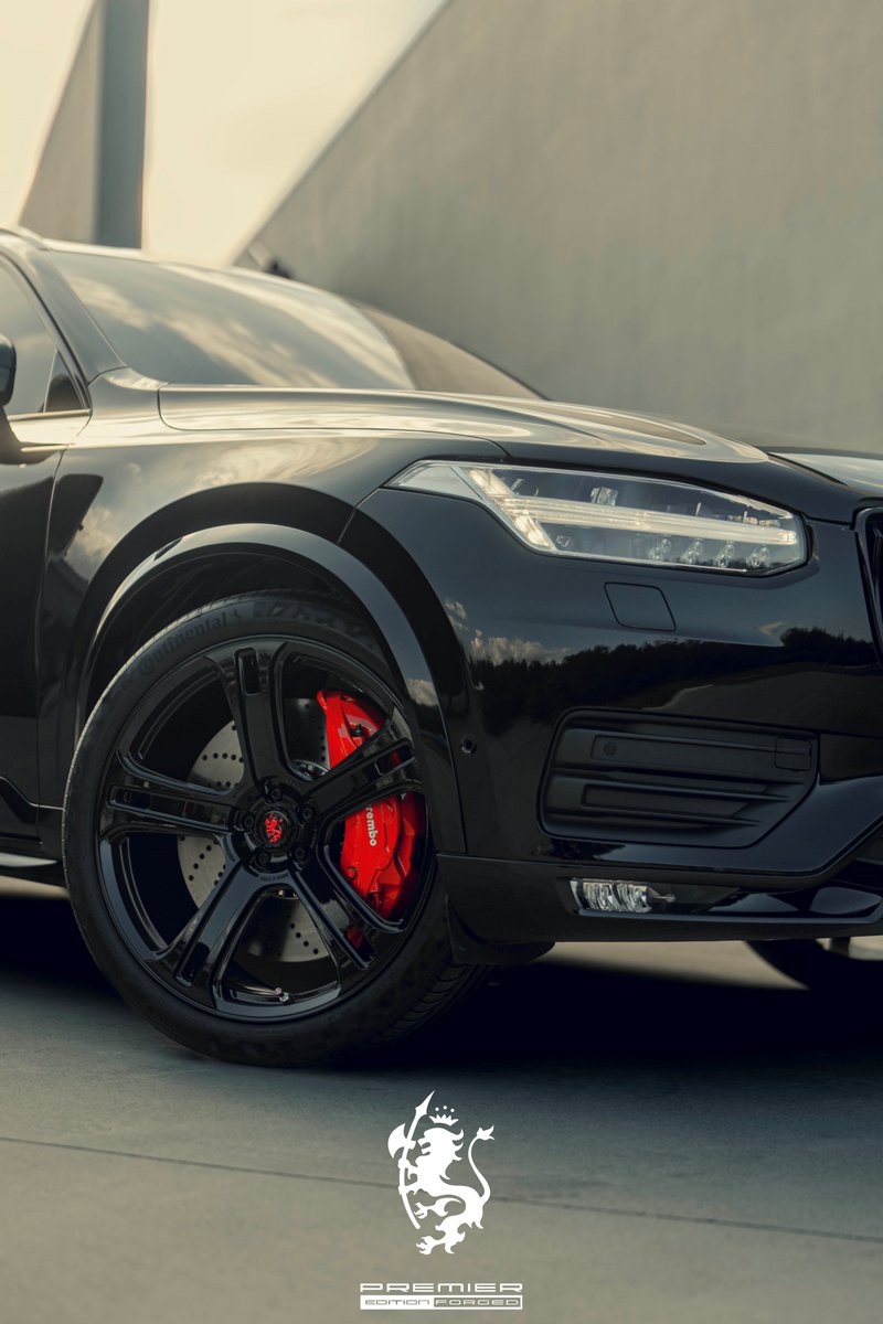 premieredition's tweet photo. Vehicle: Volvo XC90  | 2021 
Wheels: CSE-F  -  1pc Forged Wheel 
Finish: Gloss Black | Gloss Black Racing Cap | Red Lion Icon 
Size: Front 9.5x22 | Rear 9.5x22 

#premieredition #CS5F #suv #4x4 #volvo #volvoxc90 #luxurycars #supercars📷#forgedwheels https://t.co/F360hafOgW