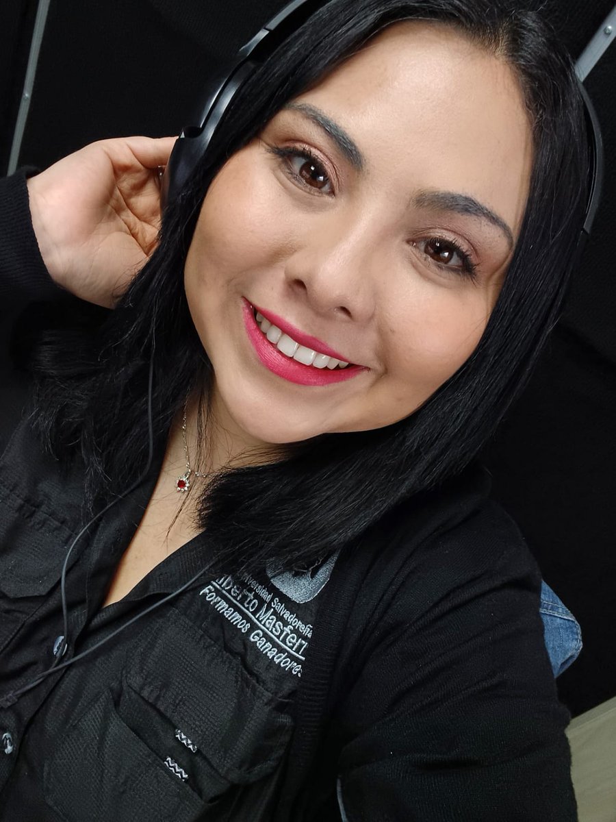 umasferrer's tweet photo. ¡Conéctate, sube el volumen y déjate llevar por la magia de Radioumasferrer! disfruta junto a Pamela Calixto🎶📻🎉

📌Sintonízanos a través del https://t.co/D90njPRWoE y pide tu canción favorita al 📲7986-1308.

#FormandoGanadores#USAM#radioweb#locutores#radio#locutores https://t.co/ipbjnnrGss