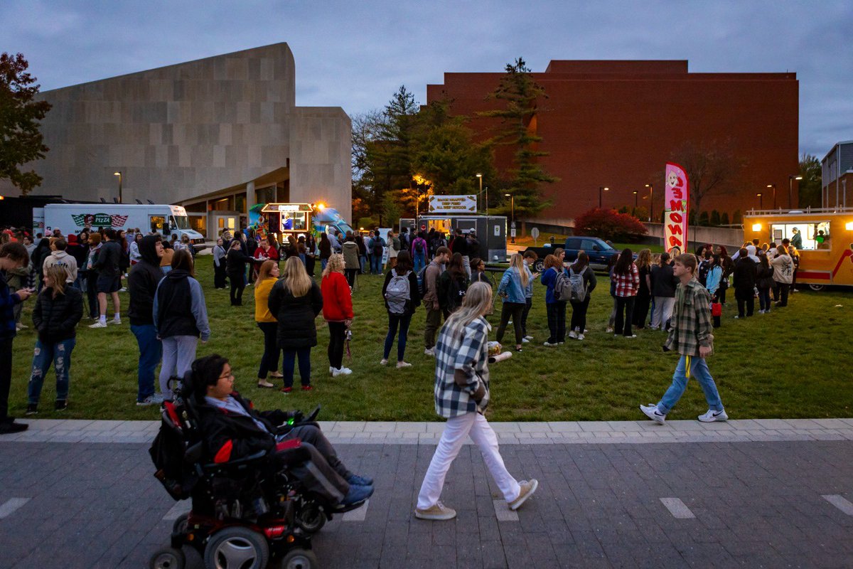 PresidentMearns's tweet photo. We kicked off Homecoming Week with a food truck festival last night outside our Brown Family Amphitheater. Thanks to all who participated and thank you to our @BSUhomecoming Steering Committee for all they are doing to make this week special for the @BallState community! https://t.co/zbJWdmrlxg
