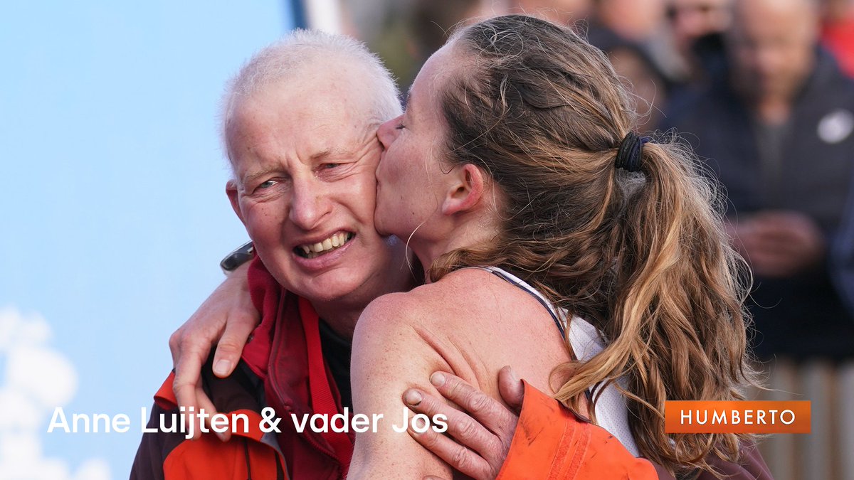 Anne Luijten rende dit weekend haar derde marathon ooit. Dat deed ze zo goed, dat ze deze zomer misschien wel kan uitblinken op de Olympische Spelen in Parijs. Vanavond schuift ze aan met haar zieke vader Jos, die voor haar een cruciale rol speelt in haar succes. #Humberto