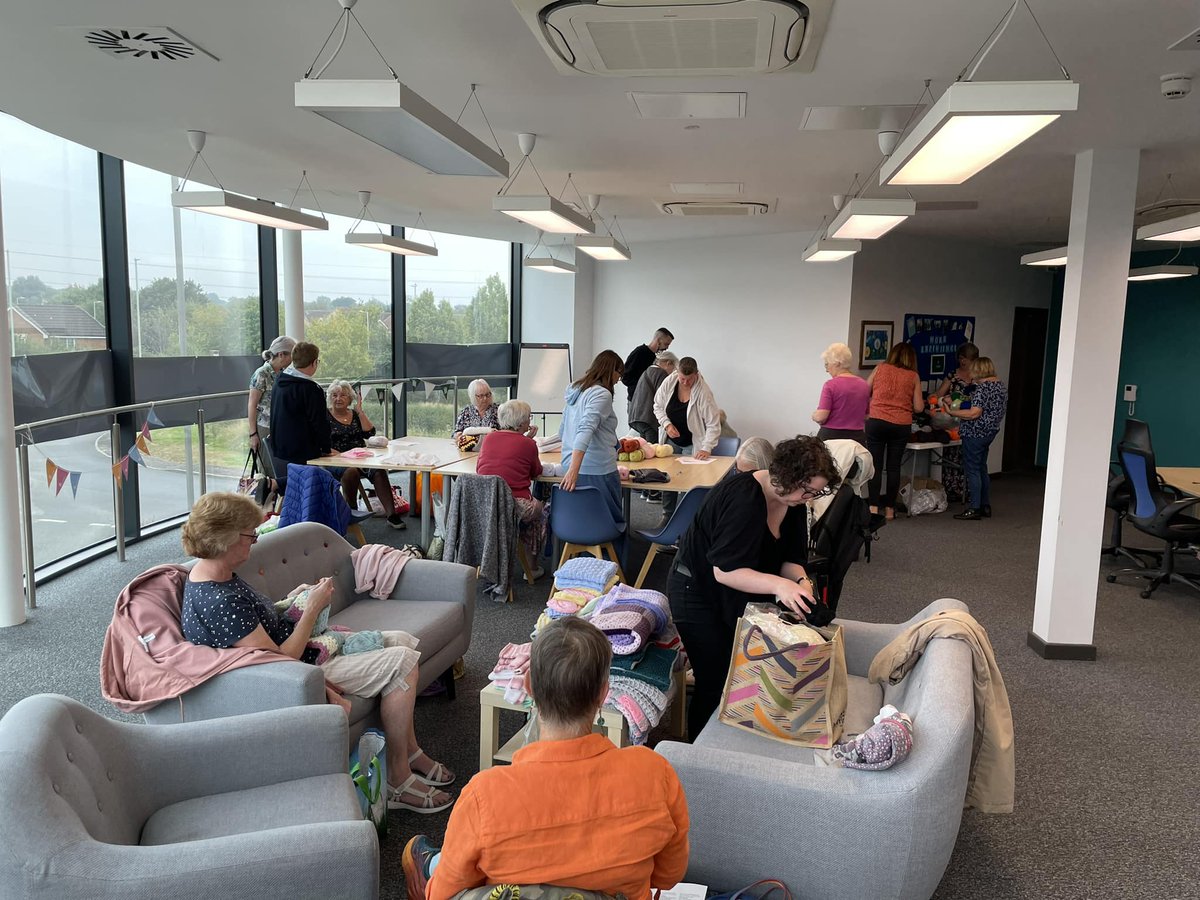 OfficeJTMP's tweet photo. Amazing to see the Community Office a hive of activity thank to the brilliant Swindon Big Knit 🧶🧵🪡 https://t.co/nb4ufi9fcL