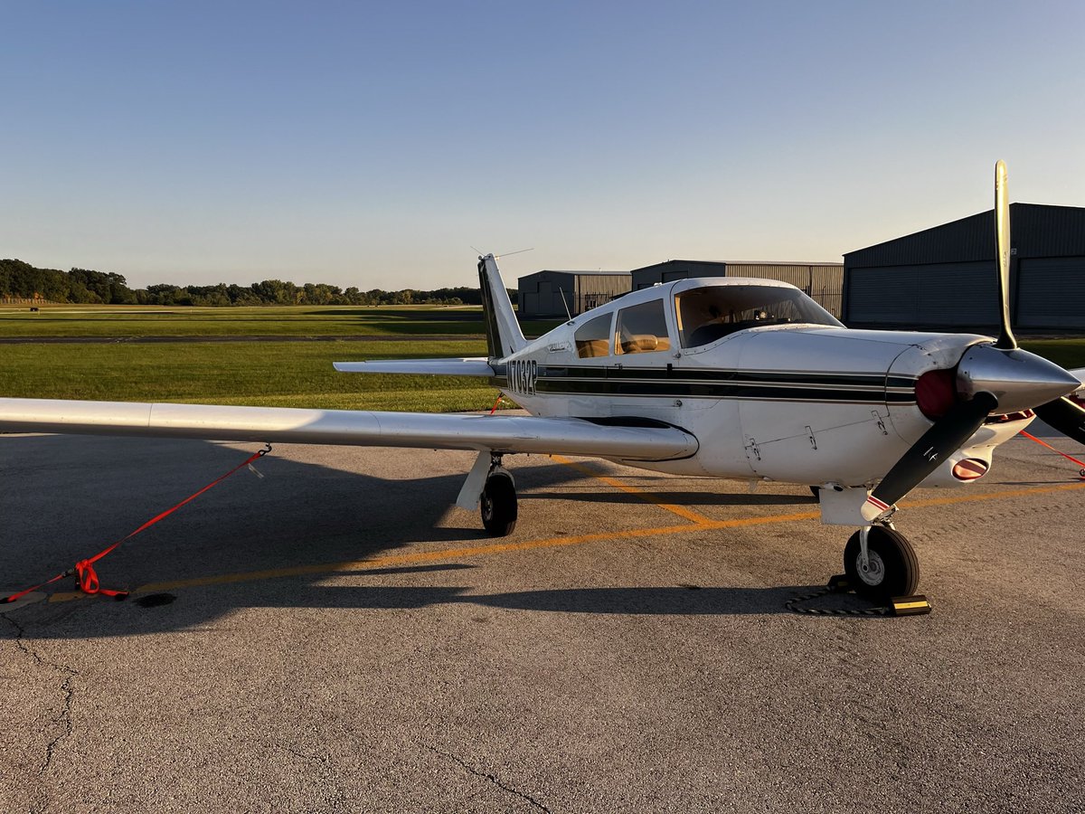 TPointSumner's tweet photo. @PiperFlyerAssn The Comanche. Fast enough, economical enough and comfortable enough for cross country flights.   

Cruise at 145 knots burning 11 gallons/hr. while having a snack.  

Also great ramp presence. I’m biased of course. https://t.co/KVR9uUozTy