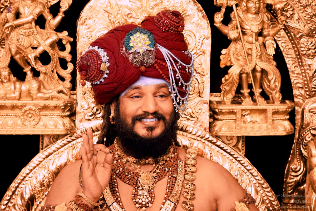 #BhagavadGita

Kṛṣṇa says to Arjuna, ‘Fight! You are a kṣatriya. By fighting as your own #responsibility demands, svadharmam api cāvekṣya (2.31), you earn merits and go to #heaven.

Get Your Free Copy: kailaasa.org/Bhagavadgita/

#Nithyananda #Kailasa