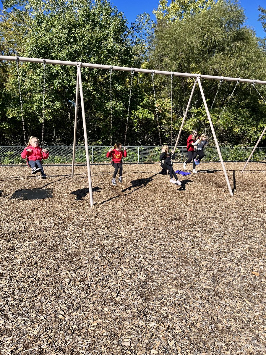 LHS Practical Leadership tweet media