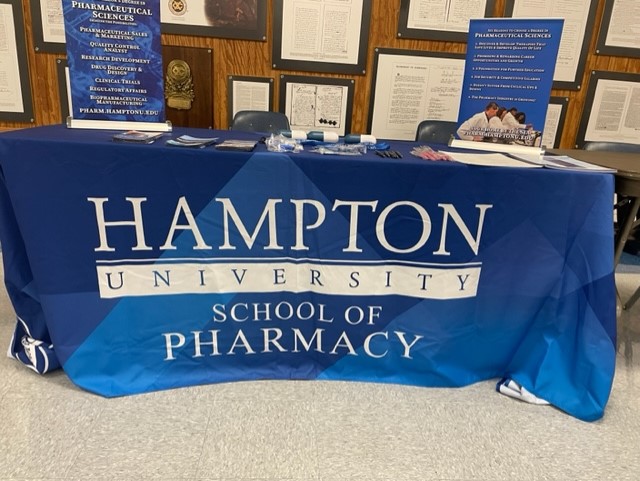 We participated in an information session for York High School students. I had a great time spreading the word about the Hampton University School of Pharmacy. #hamptonschoolofpharmacy #schoolofpharmacy💊📷 #hbcuschoolofpharmacy #virginiaschoolofpharmacy #pharmaceuticalscience