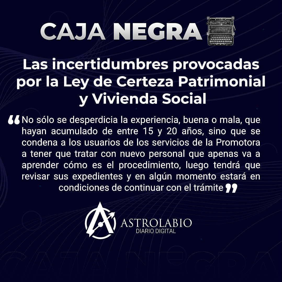 AstrolabioSLP's tweet photo. #CajaNegra 📰🔴| "De no ser porque las consecuencias son gravemente perjudiciales, se podría decir que con Ley de Certeza Patrimonial y Vivienda Social los diputados se aventaron un buen chascarrillo...". 

Lee el texto completo 🗞️➡ https://t.co/ukJD3G4bbg