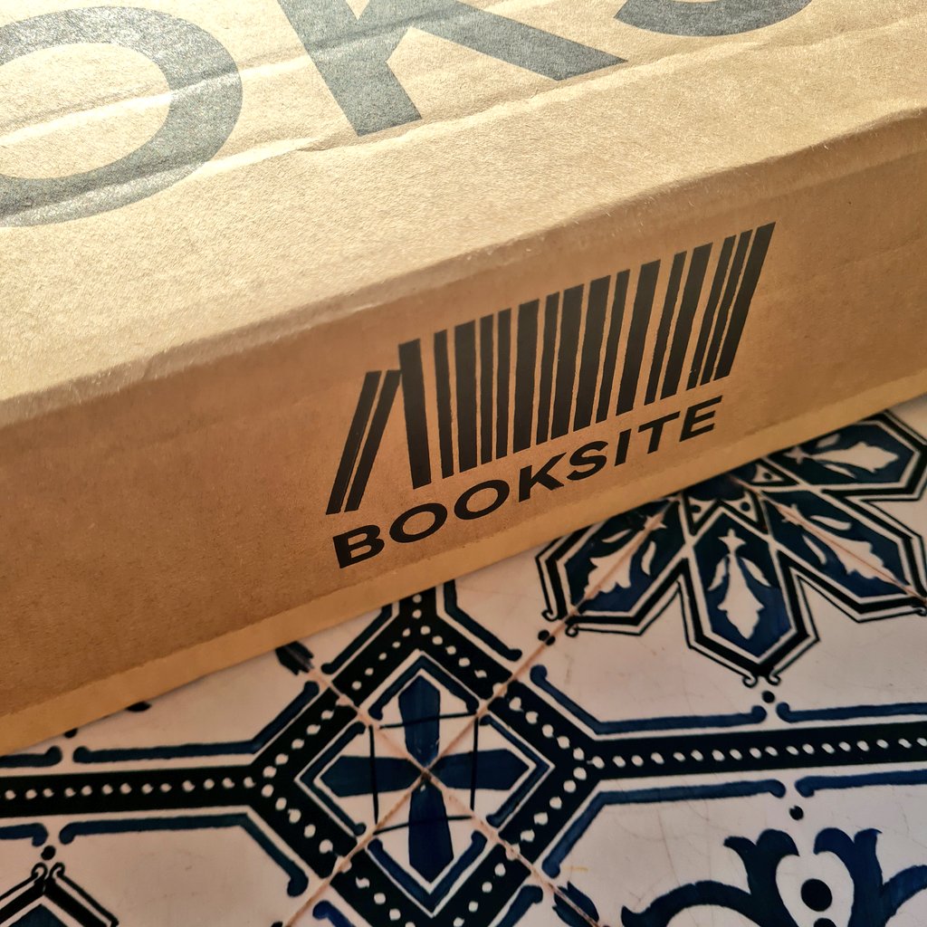 SpiceGoddess143's tweet photo. Thank you @PenguinBooksSA for this stunning Foodie Book drop.If you are a cook book fanatic like me then make sure you are following https://t.co/KASKy5sI1G for this Diwali giveaway loading next week. #Bookifyza https://t.co/Z0CPvAfc4V