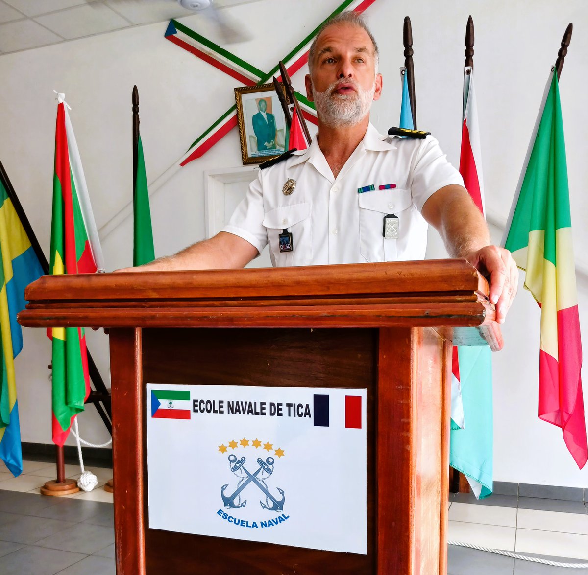 EnvrTica's tweet photo. Bienvenue aux marins ⚓️venus de tout le continent africain pour se former comme Navigateur, Mécanicien, Guetteur, Manœuvrier…
Bon courage à tous !💪
@FranceMalabo 
@CoopSecuDefense https://t.co/ckmu60ylTr