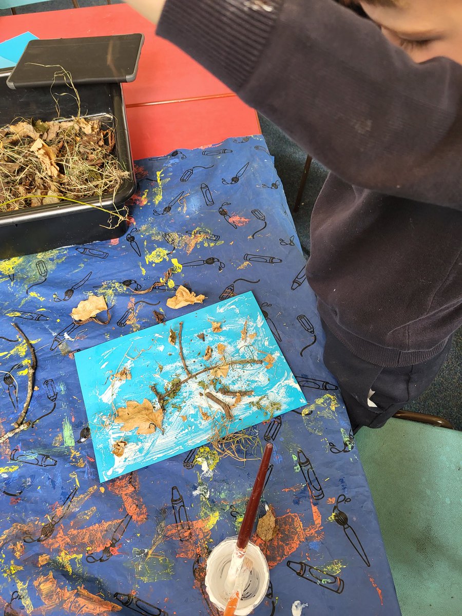 URPS_Outdoor's tweet image. Dosbarth Taff had great fun creating some beautiful Autumn trees using natural materials. We have been learning how trees grow and what they need to survive. #treesareawesome @UpperRhymneyPS @URPSTaff