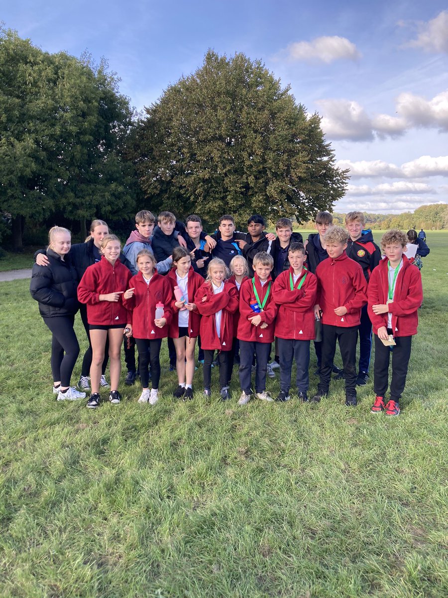 Huge thanks to students from @TheManorAcademy for supporting todays Primary School Cross Country Event! Lots of enthusiasm and encouragement given to all the students 🌟