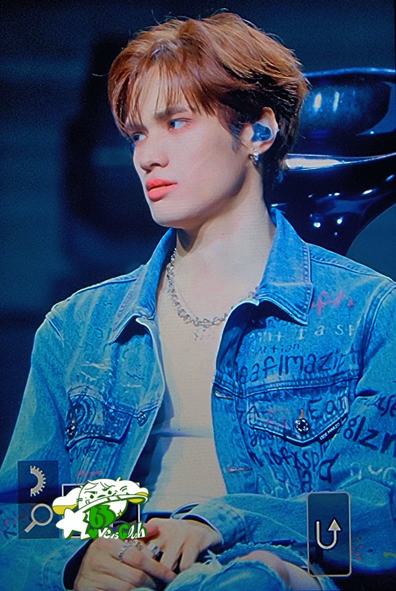63HQClub's tweet photo. 231017 LATE NIGHT #제이 Pre 

🥶

#제이창 #Jay #Jaychang #ジェイ https://t.co/opkCszsIDF