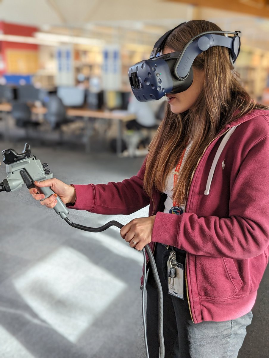 GlynRogers's tweet image. A day on the road today! We&apos;ve collected professional VR spray gun equipment from @CWICWales in Swansea and delivered it to our automotive department at @coleggwent Newport. We can&apos;t wait to use it with our learners!