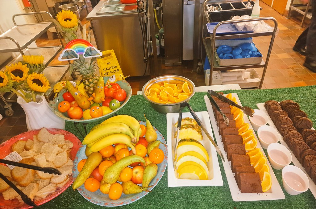 BFS_Canteen's tweet photo. F U N N Y 🍊 F  A C E D 🍐F R U I T 🍌 B O W L 🍎
🌈🍍👀🌻 https://t.co/M1gqsJ73Td