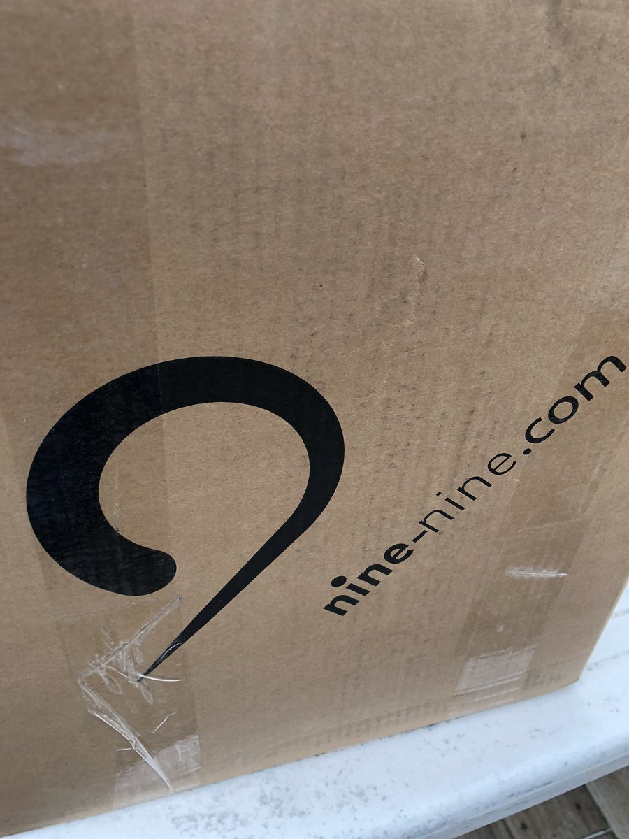 Darksidedu45's tweet image. Le colis de @NineStoreFrance est arriver avec le merch du @ZeldathonFR . Est-ce que j’ai vidé la boutique et mon PEL ? Absolument XD