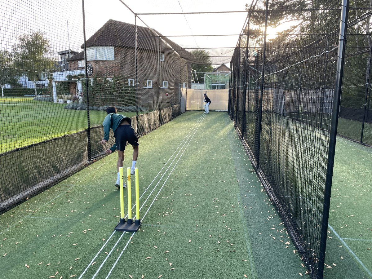 Final outdoor session of the year underway before we move indoors after half term. Lucky to have such excellent facilities to use here @StJohnsSurrey @stjohnssport 🏏🦅