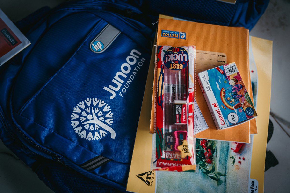 junoon_reach's tweet photo. Junoon Foundation marks the Joy of Giving Week #DaanUtsav with the school children of Wada, Palghar in a heartwarming event. https://t.co/DYIeIXzTUr