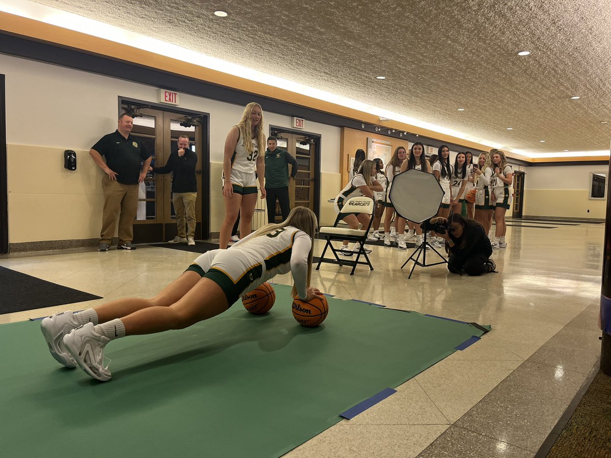 Saint Vincent Women’s Basketball tweet media