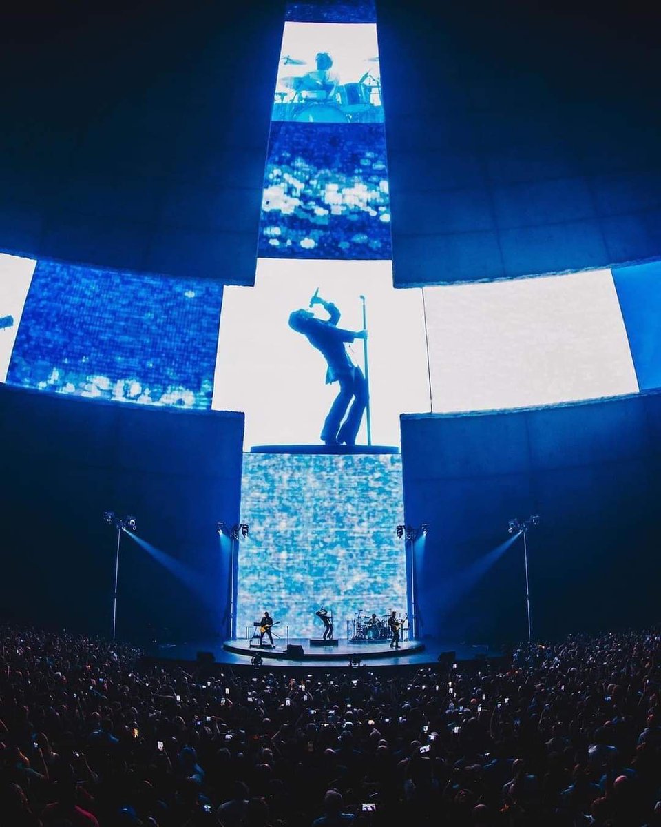 cartuloza's tweet photo. Ahora sí @ruleiro 🥹🥹🥲🥲🥲 me doy por servida este día con la musica de U2, del Pop para atrás mi U2 favorito 🥲 y algunas pérdidas de los otro discos.
Saludos @eltalcha
#ValorPoderoso https://t.co/fKwRErUMhY