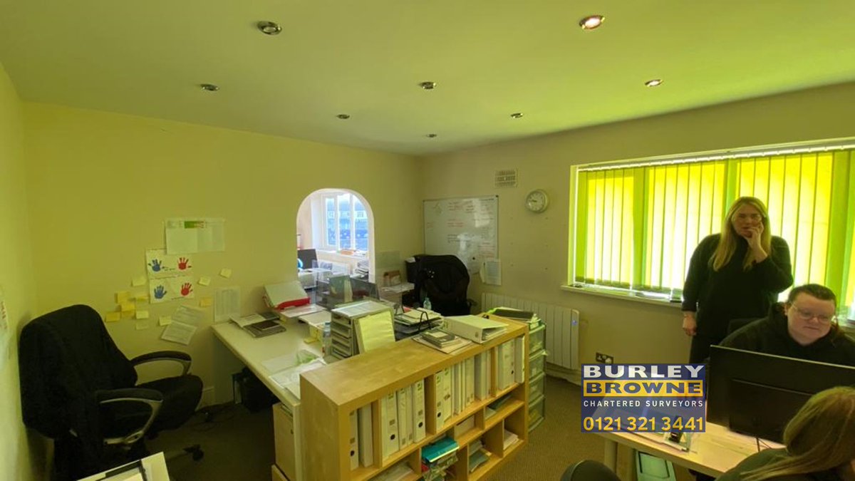 BurleyBrowne's tweet photo. Letting Completes!  Excellently located first floor self-contained office - Chester Road #Streetly provided cellular accommodation of 769 sq ft to include meeting room, shower/WC, and kitchen.  #CarParking #NewLeaseAgreed https://t.co/Z0nfROeyoz