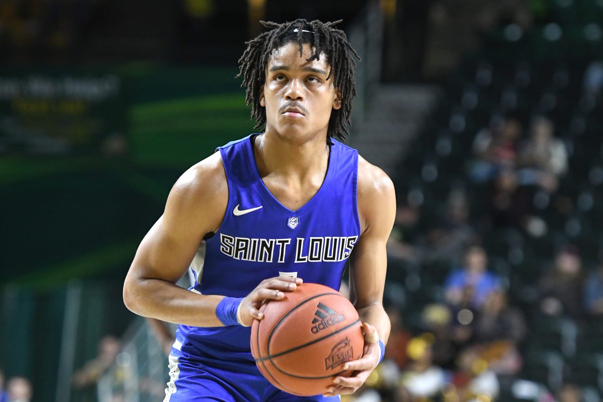 StMarysDragons's tweet photo. Congratulations to Yuri Collins '19 @unknownyc1 for signing a 🏀 contract with the @warriors 

Thank you Yuri for everything you've done for us on the South Side! Best of luck to you in California! You know where you can always come back to get some hoops in. 🐉 https://t.co/UKr6CM9sVb
