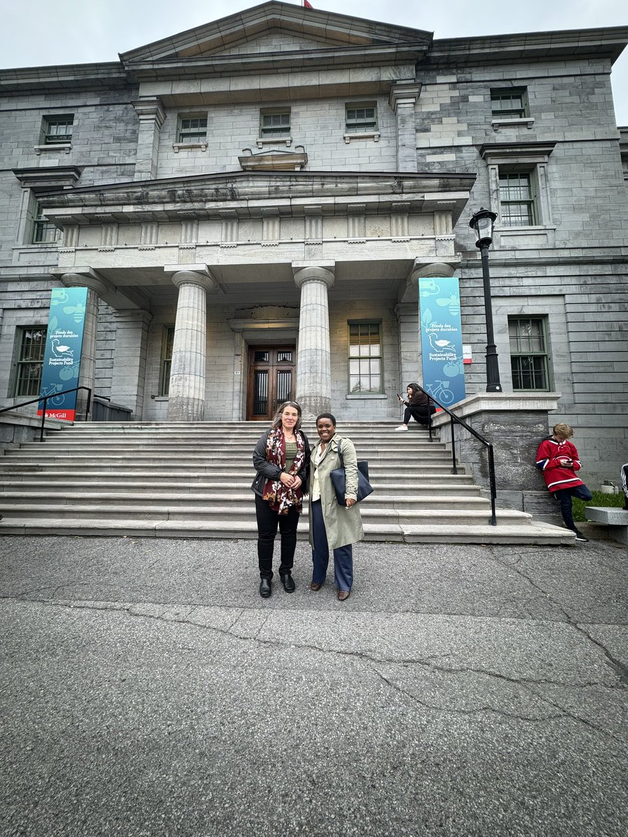 ameliefab's tweet photo. I joined prof @sclaszlo’s economic development class @mcgillu to talk about #impactinvesting for #development and the role of DFIs. Great to see students engaged and asking lots of questions! 

A personal highlight was to be in a classroom again 😀

Thanks for having me @sclaszlo https://t.co/HoodAlmYCr