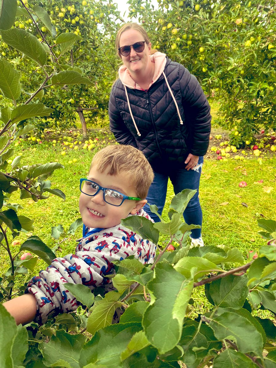 Had the best time at Outhouse Orchards today!   #applepicking #pumpkinpicking #hayride #cornmaze @BlessingMahopac @leighgal_LKV @MahopacSchools