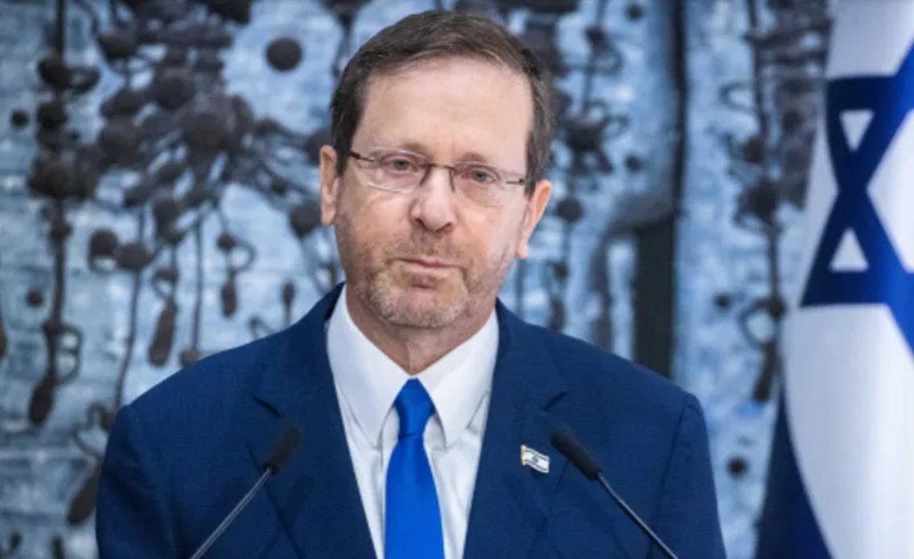 🔴 Frappes sur l’hôpital de Gaza 

"Un missile du Djihad islamique a tué de nombreux Palestiniens dans un hôpital de Gaza - un endroit où des vies devraient être sauvées. Honte aux médias qui avalent les mensonges du Hamas et du Djihad islamique, diffusant dans le monde entier