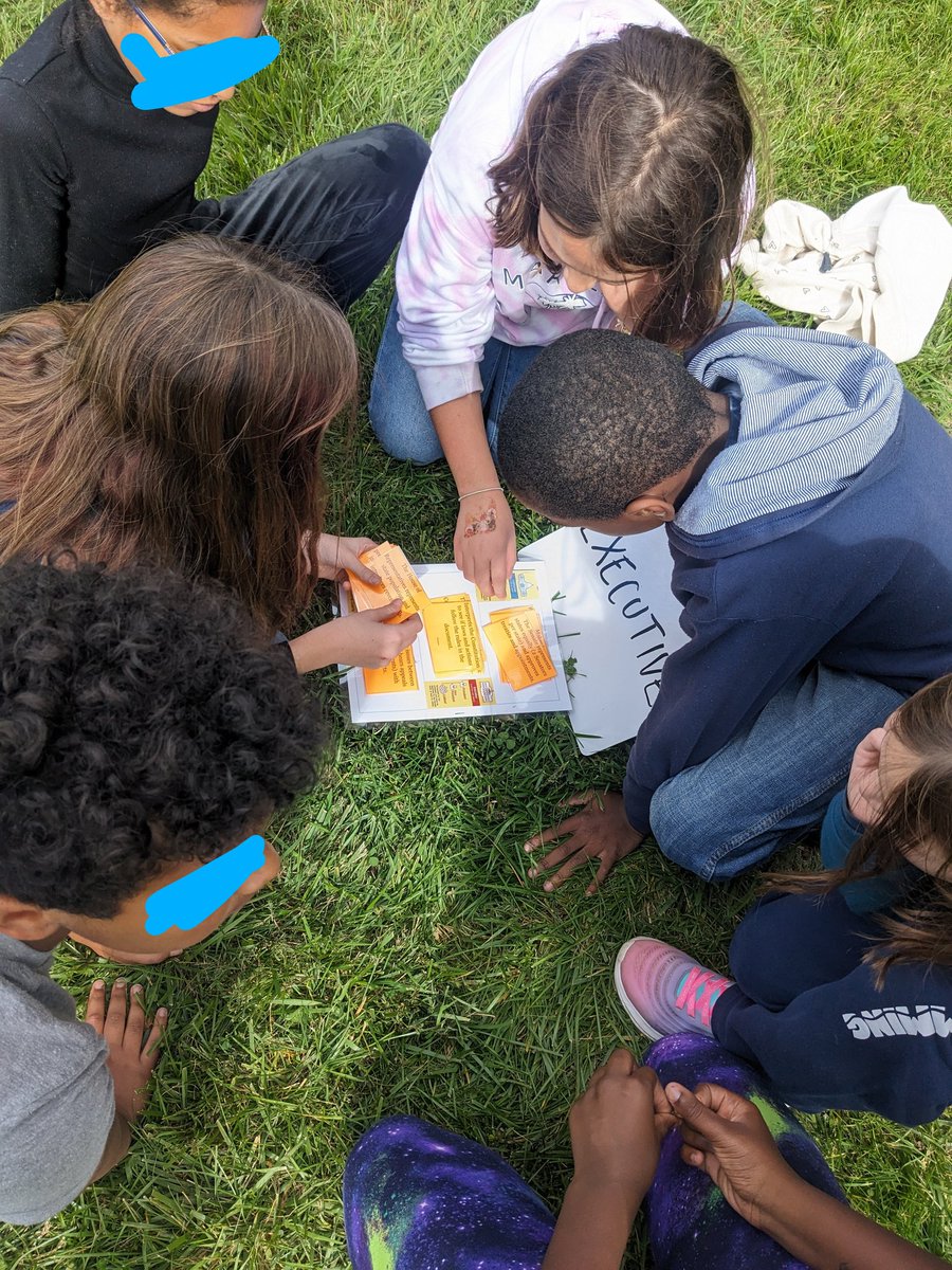 GlassGotClass tweet media