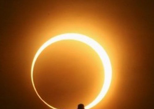 SIMPLEMANBRAZIL's tweet image. Hi
#photography 
#moom 
#EclipseSolarAnular