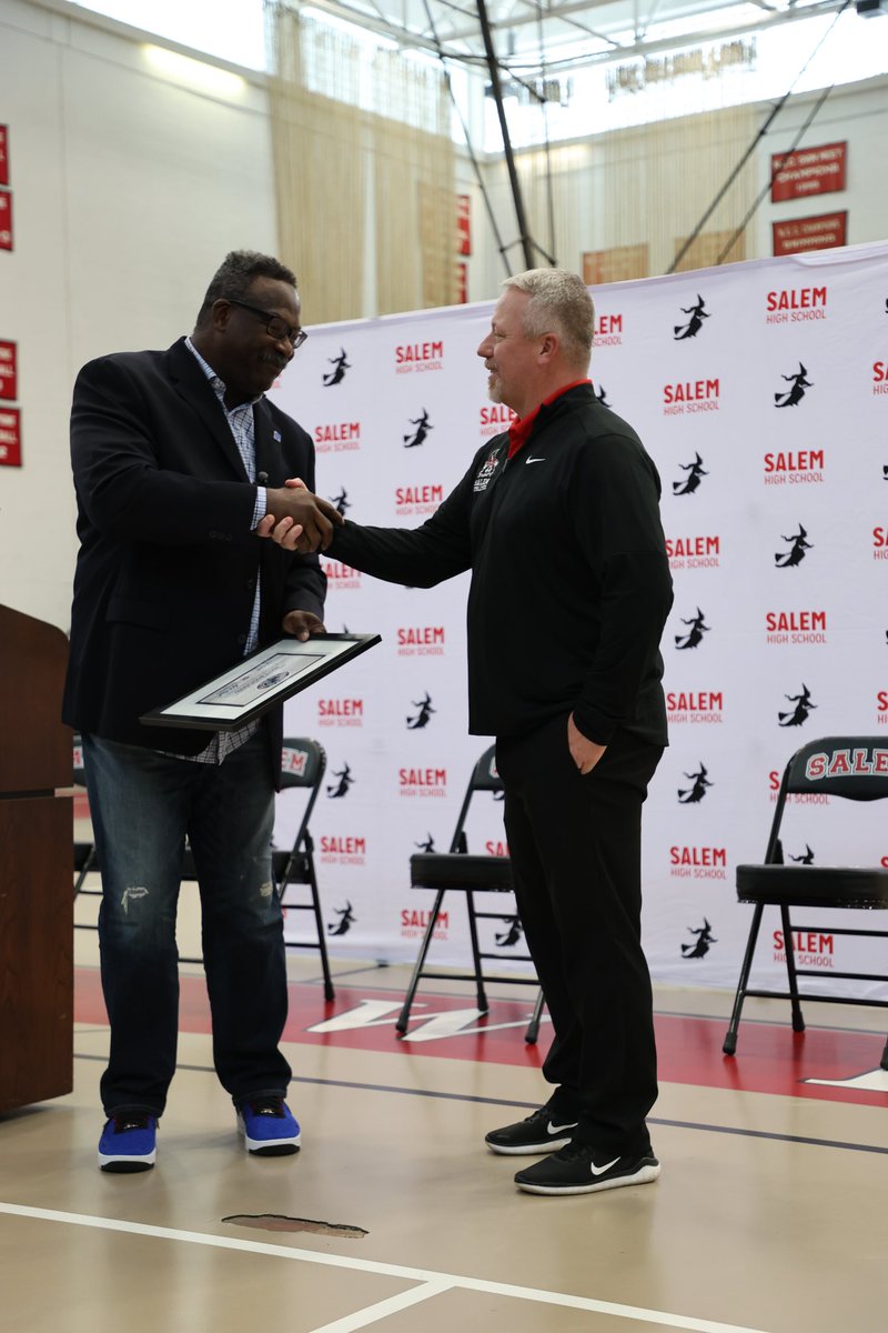 AndreTippett's tweet image. After a hard-fought battle last Friday night, the New England Patriots are proud to announce Head Coach Matt Bouchard as this week’s “Coach of the Week” for leading the Salem Witches to a 48-44 victory over Lynn Classical High School. @BostonHeraldHS @nweitzer7 @ReillyDChristie