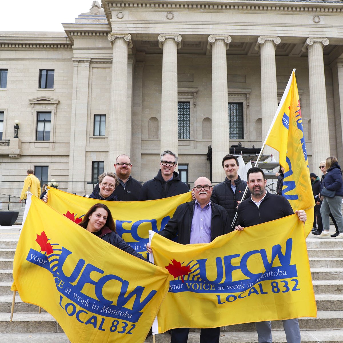We were proud to rally at the Legislature for MPI Workers who deserve a fair deal after being on strike and walking a picket line for the past eight weeks!  We joined with the MFL and the many other unions who came out to show their support!
