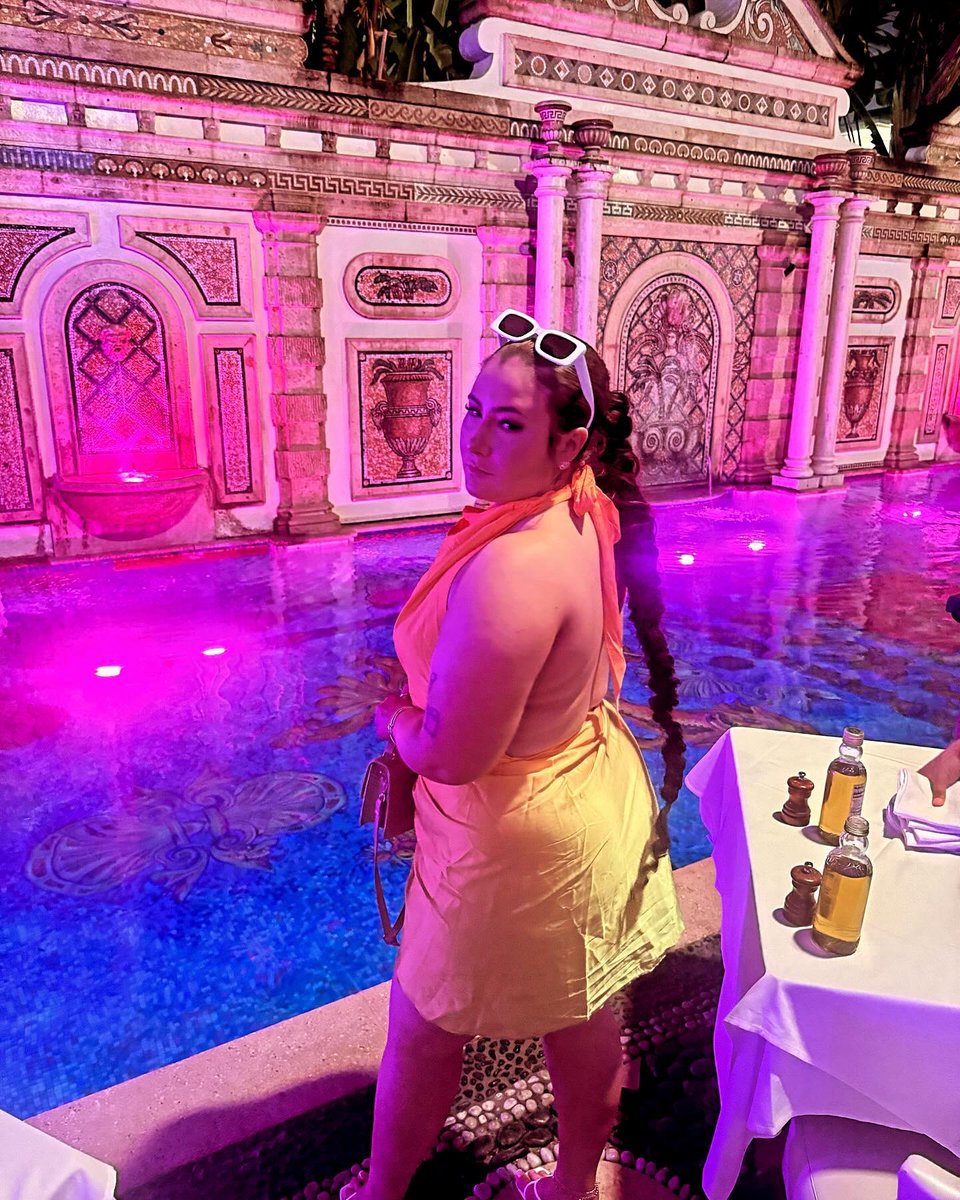 StraitDropSnow's tweet image. Spoiled ✨