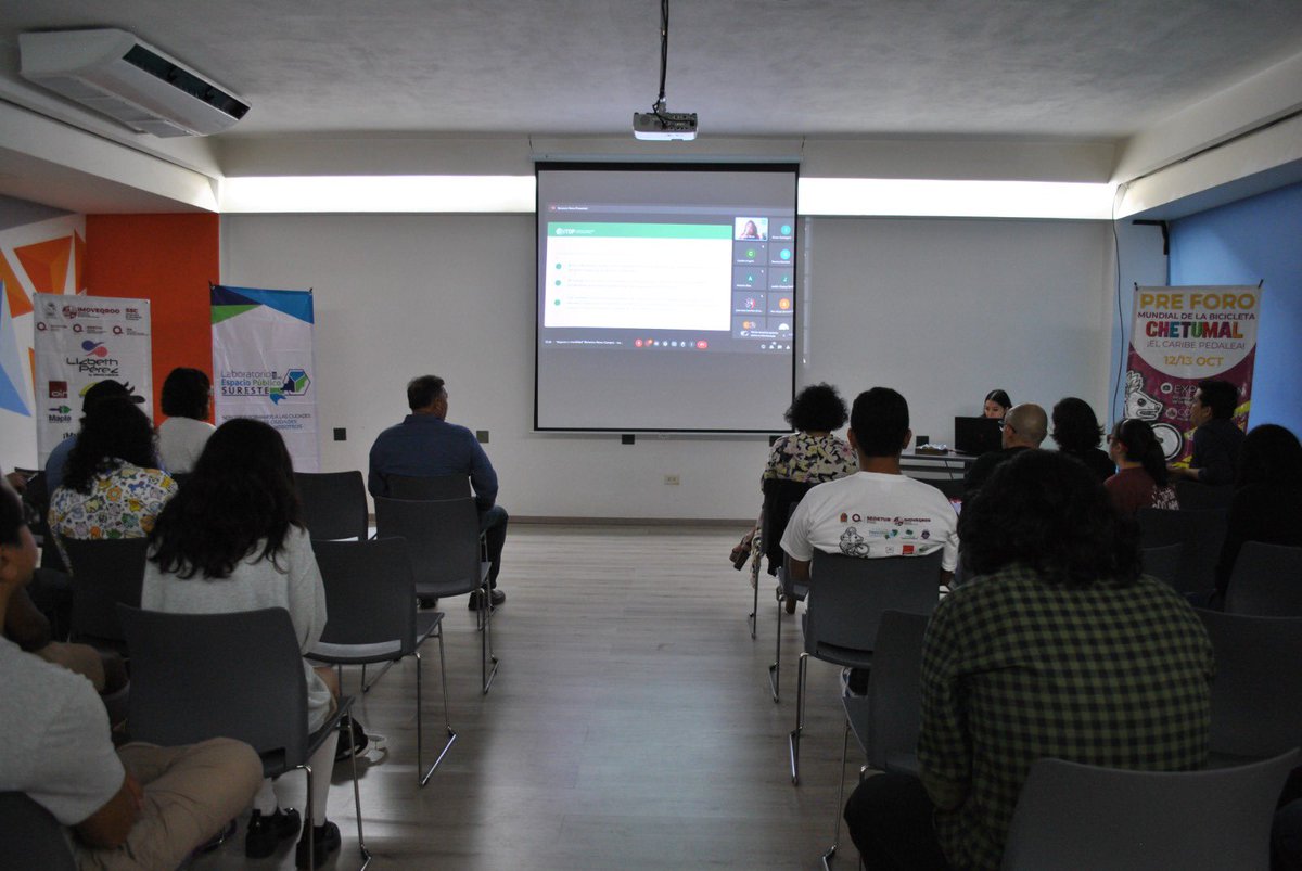 La arquitecta  Berenice Pérez del <a href="/ITDPmx/">ITDP México</a>  participó en el Pre-foro mundial de la bicicleta #Chetumal, "el caribe pedalea" con la ponencia "Mujeres y movilidad", compartío con nosotros la importancia de la perspectiva de género en el diseño de calles ¡Muchas gracias Berenice!
