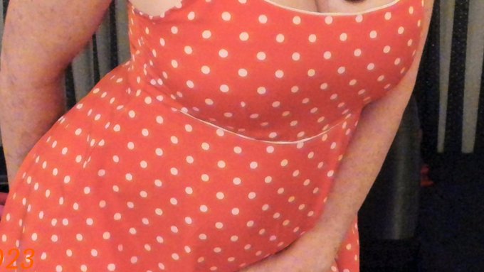 Do you like My Dress? https://t.co/qYUT7UmaDl<a href="/tag/realloyalfans"class="tags"><span>#realloyalfans</span></a>