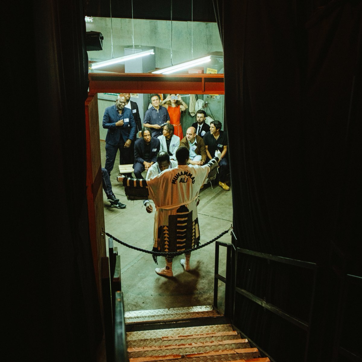 RematchLive's tweet photo. Rumble in the Jungle Rematch is a thoroughly immersive experience, brought to life by our incredible cast's improvisation skills. But it's also deeply educational and emotionally stirring. You'll definitely leave the show amazed, enlightened, and filled with newfound pride. 🙌 🥊 https://t.co/1kiouJPU3z