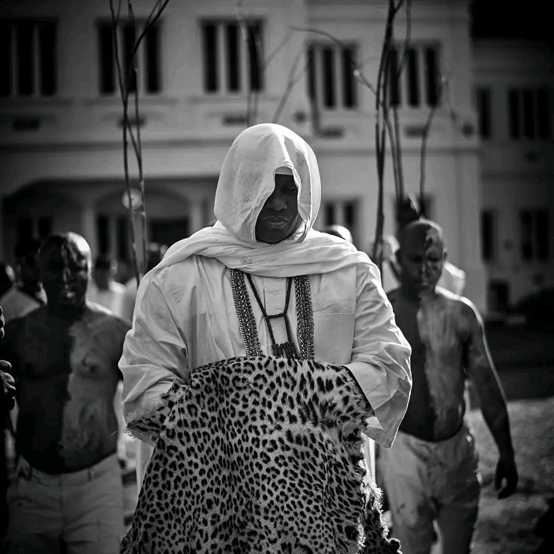 Happy Birthday 🎉 to the Arole Odua, Olofin Adimula, His Imperial Majesty, Oba Enitan Adeyeye Babatunde Ogunwusi, Ọjájá II, Ooni of Ife.  👑 <a href="/OoniAdimulaIfe/">Ooni Enitan Ogunwusi</a>

Igba odun, odun kan... May you continue to live long on the throne of your forebearears.