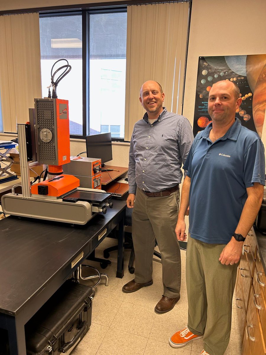 SpecimSpectral's tweet photo. Our experts, Jeff Oleske and Kevin Rock were privileged to visit the @unevadareno, where they installed the SisuChema scanner equipped with Specim SWIR #hyperspectral camera to enable groundbreaking studies in geology.

#specim #behindthescenes #ScientificResearch https://t.co/UmWkRkitzz