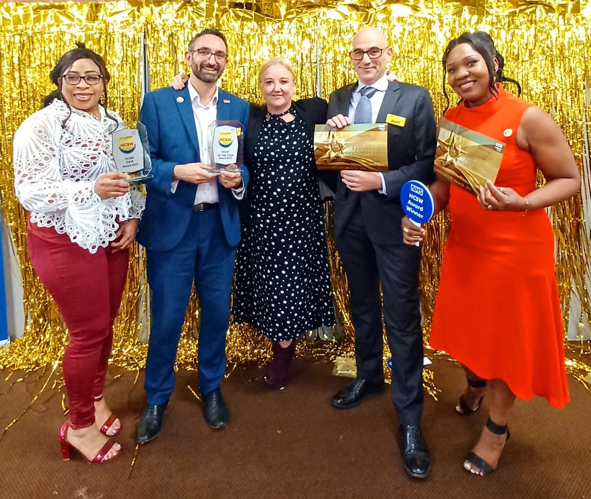 Helen Baker π (@maggielove) on Twitter photo Team LGT only won Trust of the year at the London HCSW awards and a second award too for <a href="/LGT_HCSWs/">LGT_HCSWs</a> Data entry ..so heartwarming <a href="/louise_crosby/">Louise crosby</a> <a href="/PirozzoliEric/">Enrico Pirozzoli</a> <a href="/reachmeerahere/">Meera Nair</a> <a href="/LG_NHS/">Lewisham and Greenwich NHS Trust</a> <a href="/LGT_CA/">LGTclinicalacademy</a> <a href="/Phil2_LGT/">Phil</a> <a href="/LGT_amanda/">Amanda Rolland</a> <a href="/lgtjpeck/">Jo Peck</a> <a href="/coileyann_marie/">Ann-marie Coiley π</a> π Team LGT only won Trust of the year at the London HCSW awards and a second award too for <a href="/LGT_HCSWs/">LGT_HCSWs</a> Data entry ..so heartwarming <a href="/louise_crosby/">Louise crosby</a> <a href="/PirozzoliEric/">Enrico Pirozzoli</a> <a href="/reachmeerahere/">Meera Nair</a> <a href="/LG_NHS/">Lewisham and Greenwich NHS Trust</a> <a href="/LGT_CA/">LGTclinicalacademy</a> <a href="/Phil2_LGT/">Phil</a> <a href="/LGT_amanda/">Amanda Rolland</a> <a href="/lgtjpeck/">Jo Peck</a> <a href="/coileyann_marie/">Ann-marie Coiley π</a> π