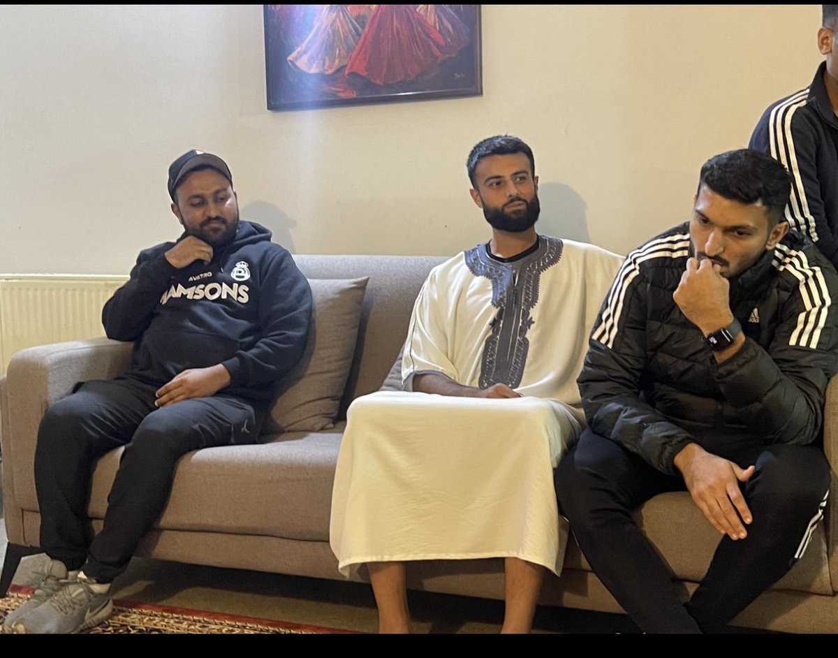 MahsudNaila's tweet photo. Dinner hosted for the beautiful brave Shaheens at our home. 🇵🇰♥️
#HISTORYMADE #FootballComesHome #PakistanFootball #PakistanFootball #PAKvsCAM https://t.co/Io8iyyHHvo