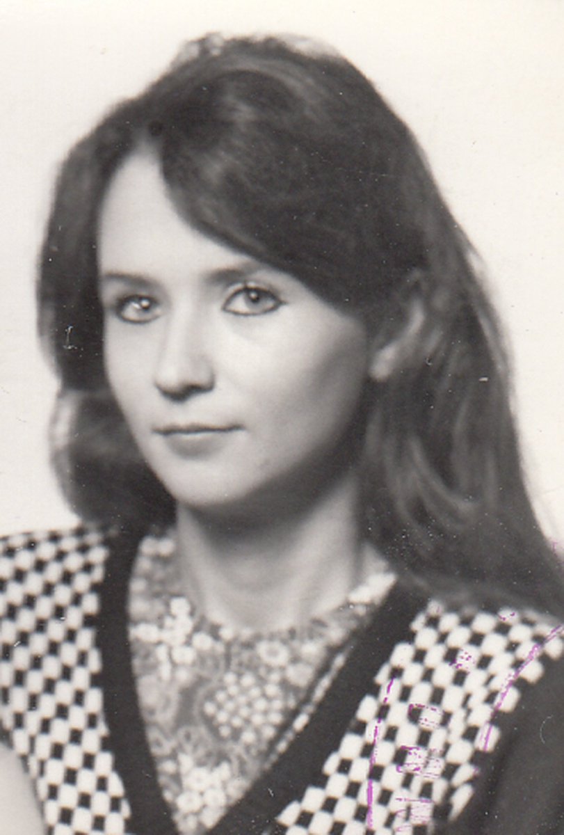 ipngovpl_eng's tweet photo. Alina Pieńkowska contributed to the establishment of #SolidarityPL, organizing its committee and advocating the Gdańsk 1980 protests. 

She was, next to Walentynowicz, the other "woman from the shipyard" who signed the Gdańsk Agreement. 

Pieńkowska passed away #OTD in🗓2002. https://t.co/eEOjPDrTur