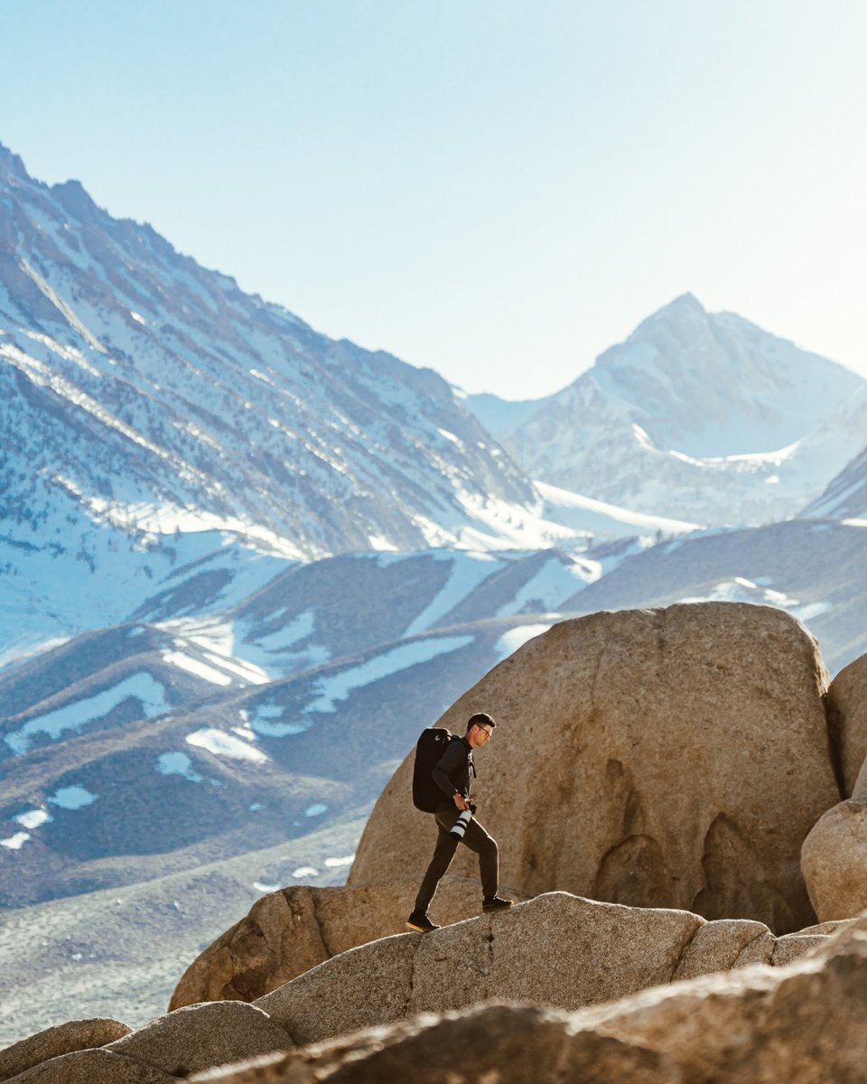 JuraWatches's tweet image. Hamiltons Khaki Field collection is evolving with the new Khaki Field Expedition line, adventure ready timepieces equipped with a compass to guide you to even the most remote destinations.
Order now at Jura Watches

#hamiltonwatch #stepoutside #expedition #new #adventureawaits