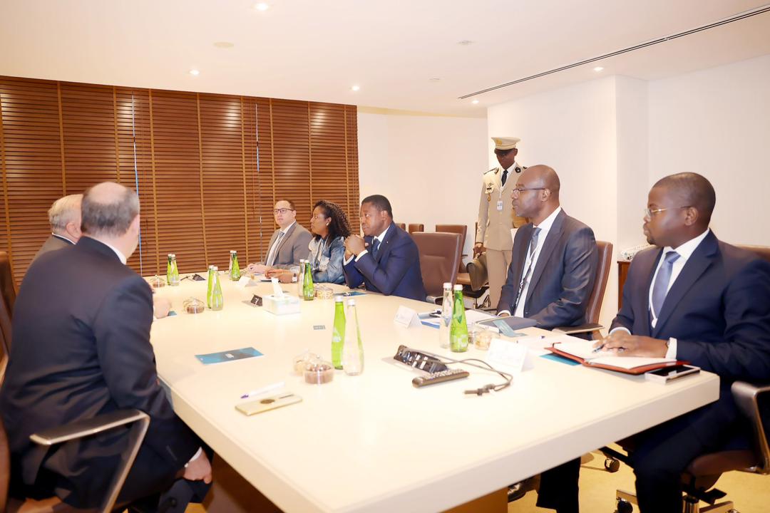 Manu_EllaSantos's tweet photo. Durant ce rendez-vous de haut niveau, nous mettons en lumière les efforts du @GouvTg relatifs au climat des affaires. Et nous promouvons les opportunités d’investissement au #Togo au cours d’opportunes rencontres d’investisseurs.
#InvestInTg
2/3 https://t.co/dE8JZxPQOR