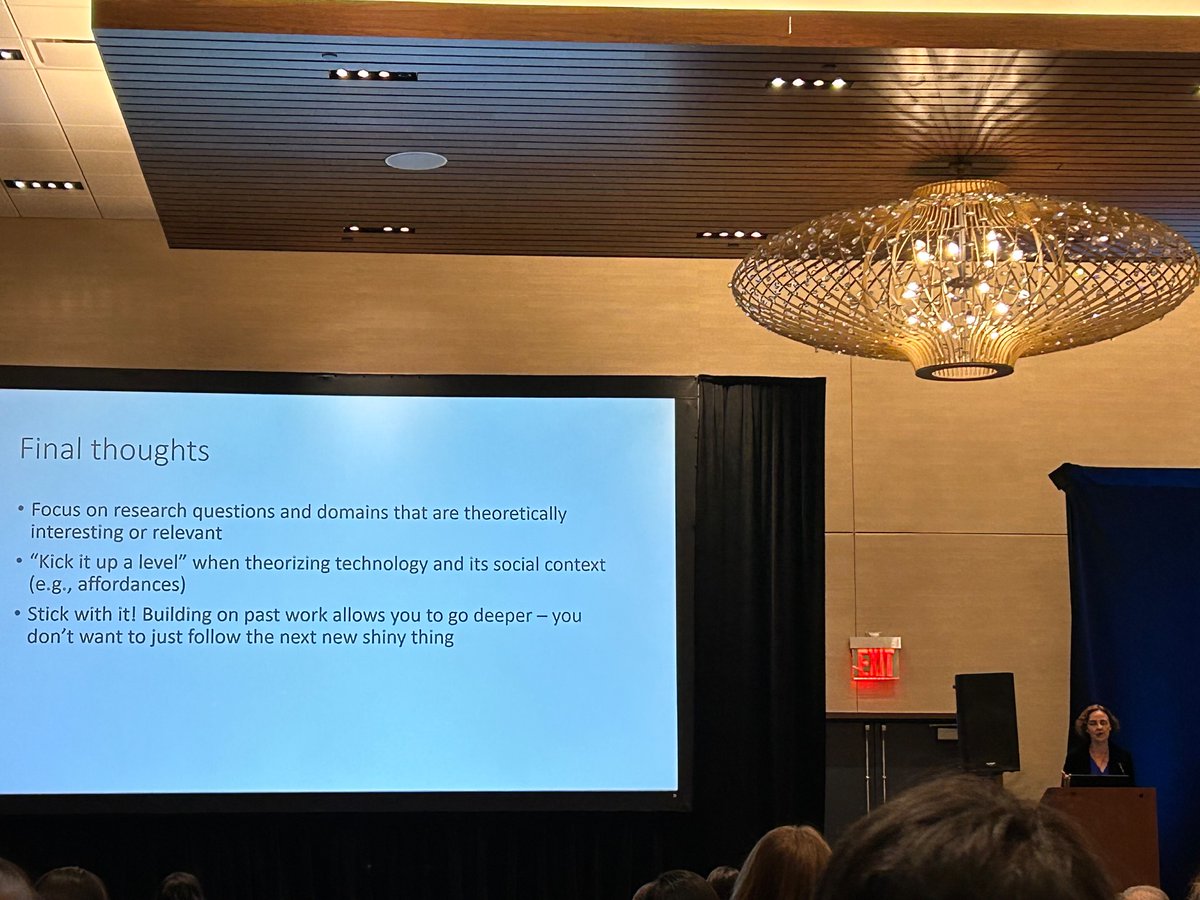 .@nicole_ellison’s wonderful advice for PhD students and junior scholars #cscw2023
