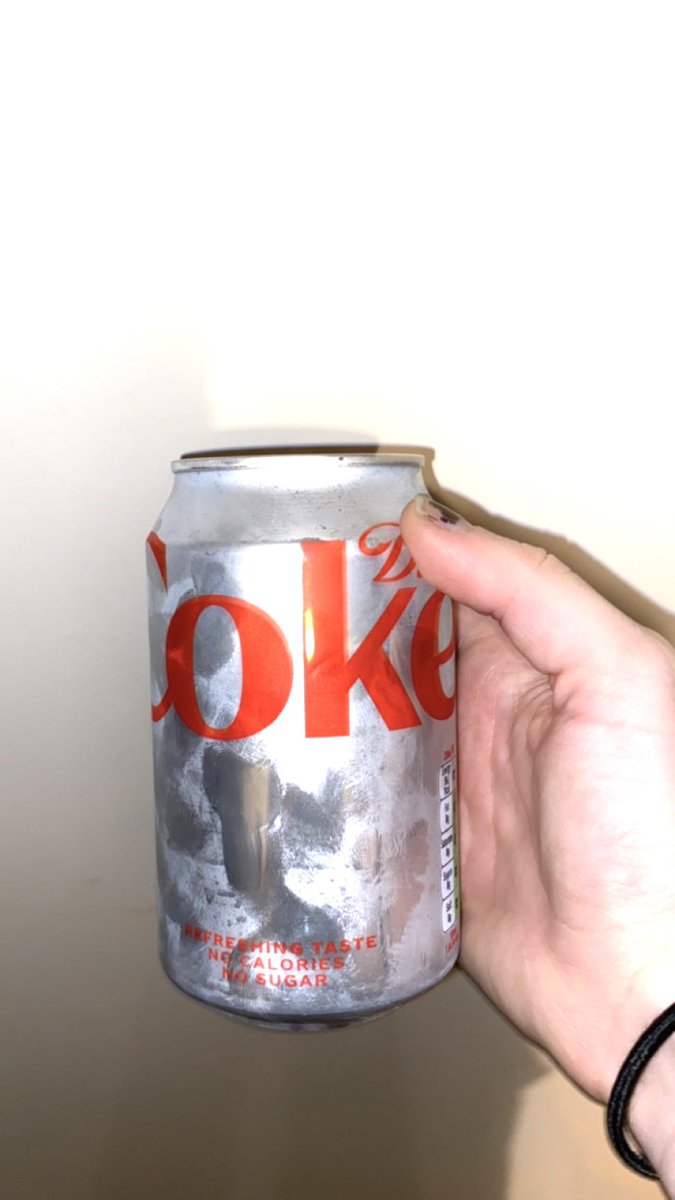 777luna7's tweet photo. ⟡ currently 6pm and this is the first thing i’ve had today :3 ⟡
🏷️ 4n4twt edtwt https://t.co/3EHuOsu55F