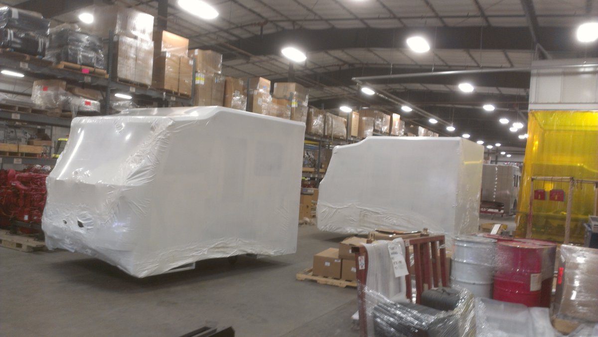 CaptainWrap's tweet photo. Even if you're more of a land lover than a seafarer, at @CaptainWrap we've got you covered! Take these fire truck chassis and cab for example, with full envelope #ShrinkWrap, ready for transport.  So, be it a #BlueWaterCruiser or a large #LandYacht, we've got you covered! https://t.co/wvALoxyxeO