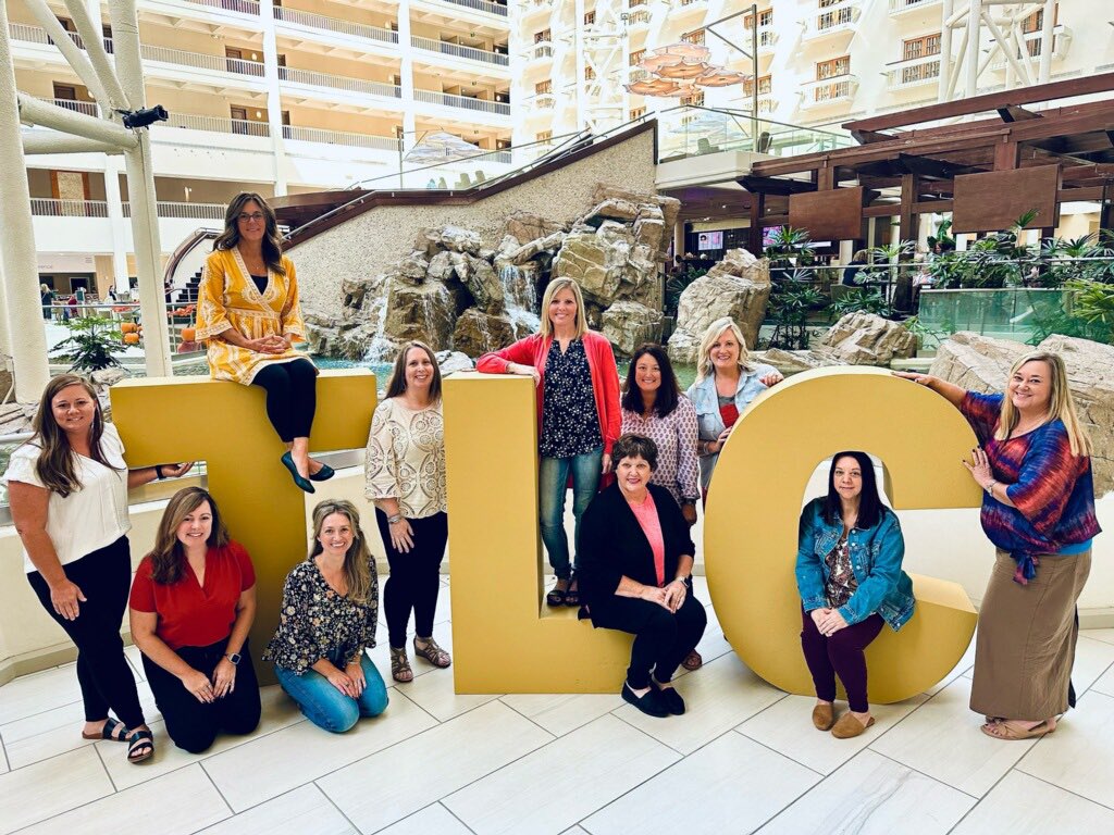Day 2 of The Teaching Leading Coaching Conference with my favorite coaches and coordinators! #TLC2023 <a href="/ABeauLove/">Andrea Beaubien</a> <a href="/Andrea1981/">Andrea Rawls</a> <a href="/RobbieLecomte/">Robbie Lecomte</a> @JNoSBES_IC <a href="/HartsfieldAnita/">Anita Hartsfield</a> <a href="/AnnittaJo/">Annitta Jo Baggett</a> <a href="/Lauraferrell16/">Laura Jordan Ferrell</a>  <a href="/kellykd127/">KellyKD</a> <a href="/AmandaRachford/">Amanda Rachford</a>