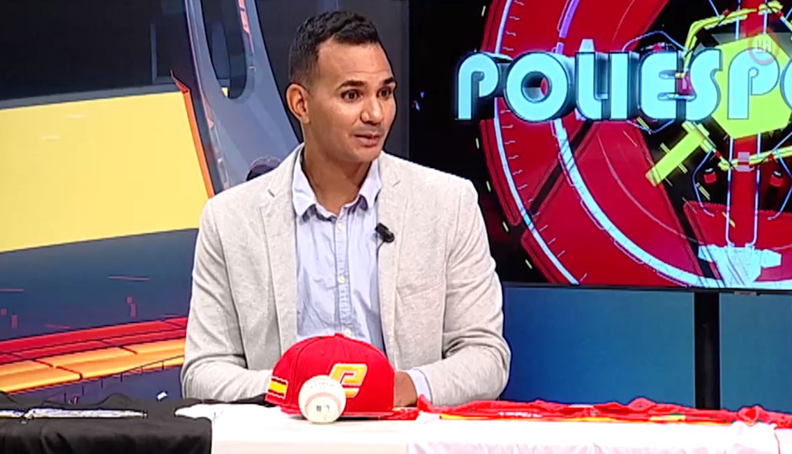 LHenJoc's tweet photo. #EntrevistaLH | Pel plató de @TelevisioLH ha passat aquesta setmana el recent campió d'Europa de beisbol, @JorgeBalboaM. A més, resum del derbi @aecslh1986 - @CEAlhenyaLH de futbol sala i el triomf de l'AESE femení de waterpolo.
🔗https://t.co/7ayxwgUtlp https://t.co/7b8xs03Igc