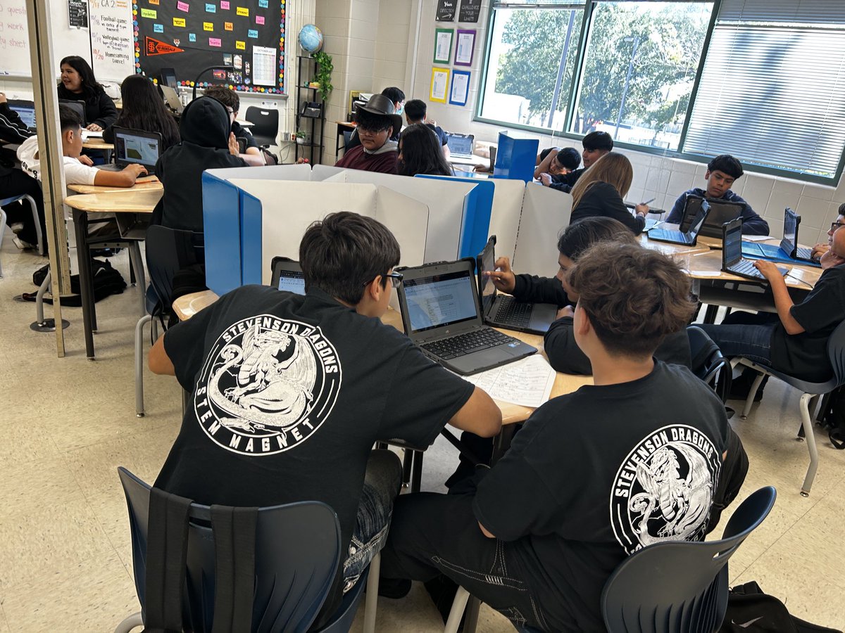 valkyriefit87's tweet image. 📢shout out to ⁦@WIStevensonMS⁩ Ms. Roberts for incorporating choice in her States Project by utilizing the @dpvils 💻, ⁦@googledocs⁩ &amp;amp; ⁦@CanvaEdu⁩ within our ⁦@Canvas_by_Inst⁩ LMS! Another step🦶in our @dpvils journey!  #TeamHISD #Learningwithtech