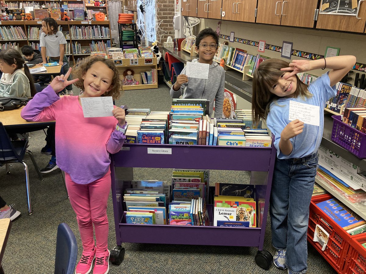 DooleySchool54's tweet photo. New books are being shown in Library this week. Yay! Ms. Velasco was very impressed with these Dragons and their enthusiasm about the new titles. They wrote down lots that they want to read! 📚💙📚
#DooleySuperPowers #ReadingIsASuperPower #BookTalk #DooleyFamily https://t.co/Mkv6J6dCDn