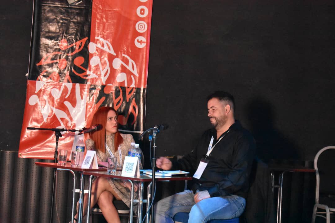 EGREMOFICIAL's tweet photo. 🙏🏻Muchas gracias a todos los profesionales nacionales e internacionales que nos acompañan en esta nueva aventura donde seguimos sintiendo la música juntos😉
#EGREM #SienteLaMúsica #60AñosEGREM #EventosEGREM #ProfesionalesDelSonidoCuba https://t.co/1DQEdOUjC9